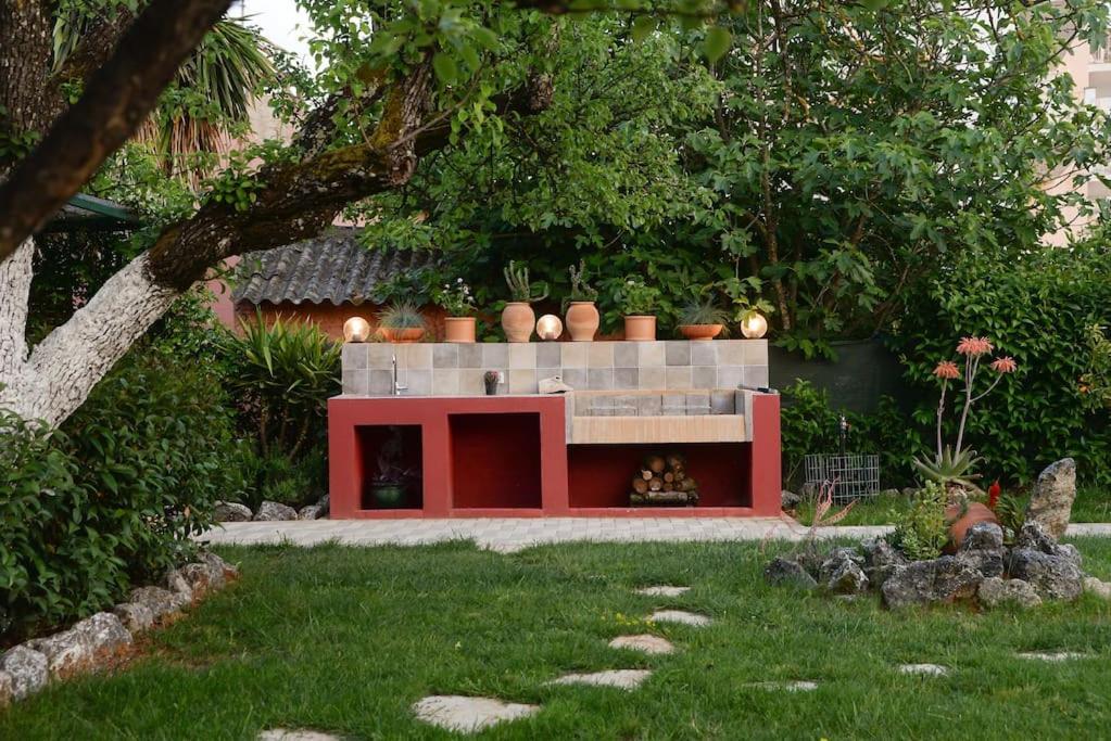 The Red House In Dassia Dassia (Corfu) Exterior foto